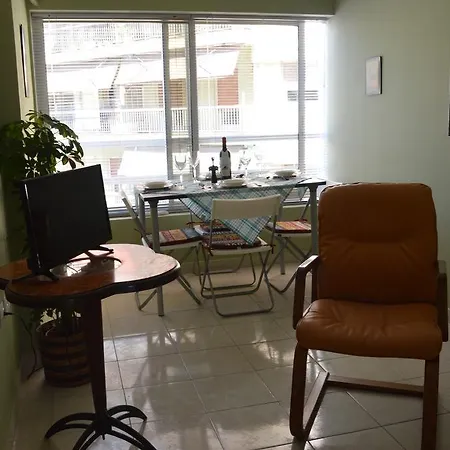 Axelia Apartment